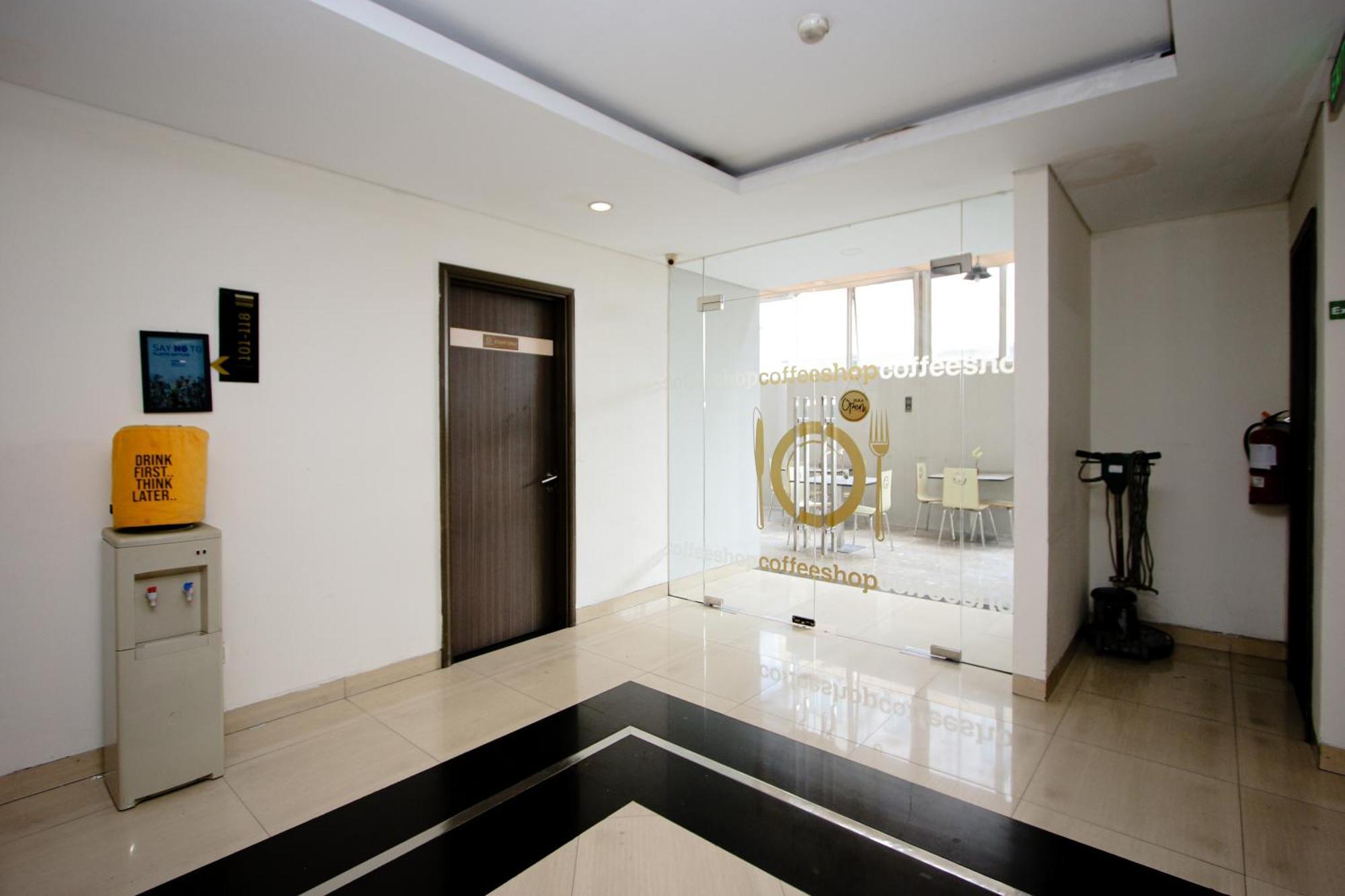 Zodiak Asia Afrika By Kagum Hotels Bandung Kültér fotó