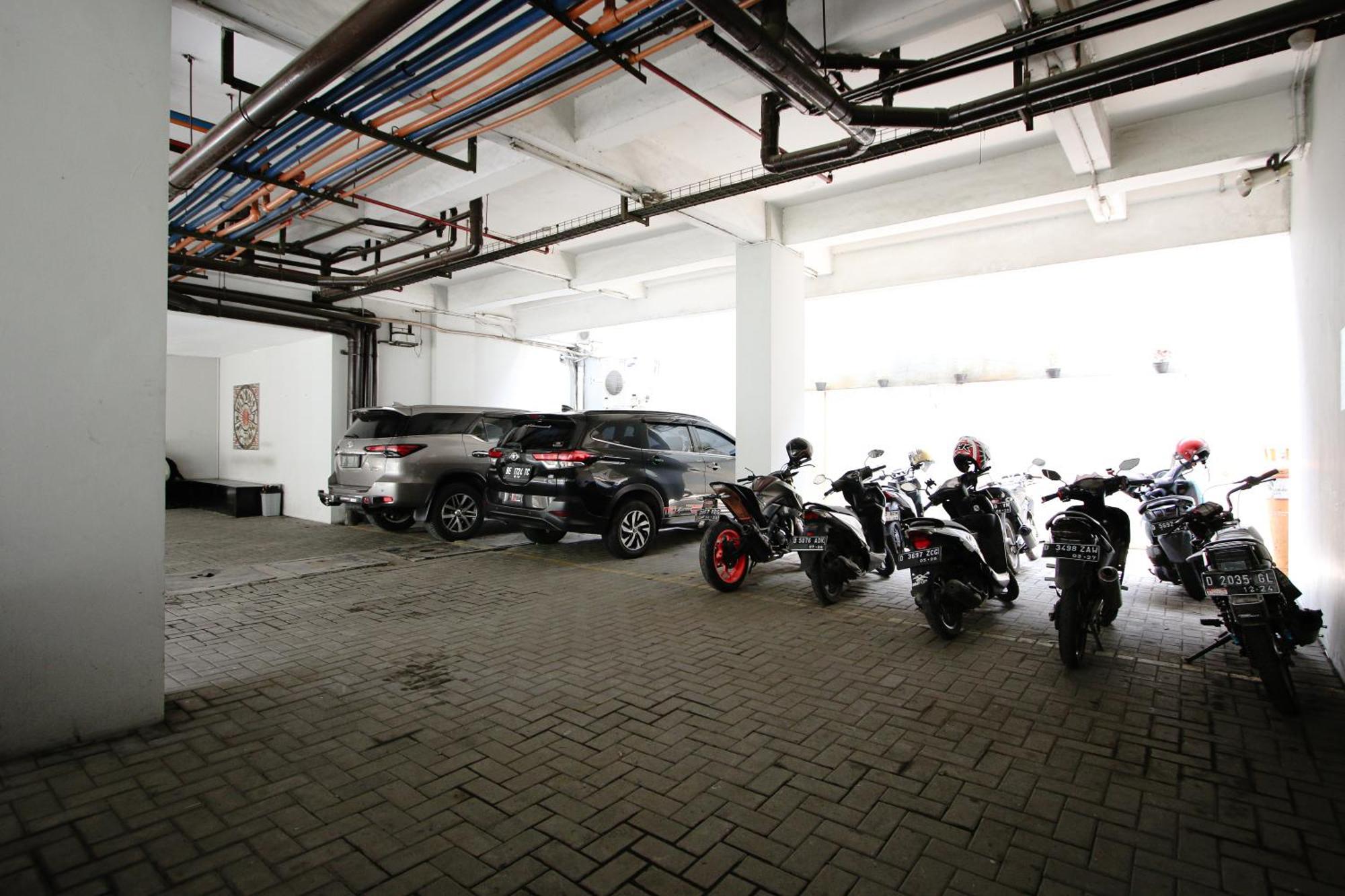 Zodiak Asia Afrika By Kagum Hotels Bandung Kültér fotó