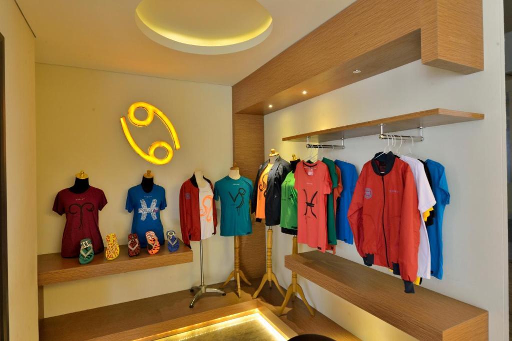 Zodiak Asia Afrika By Kagum Hotels Bandung Kültér fotó