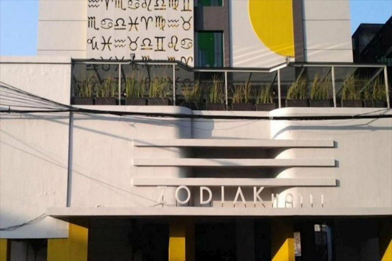 Zodiak Asia Afrika By Kagum Hotels Bandung Kültér fotó