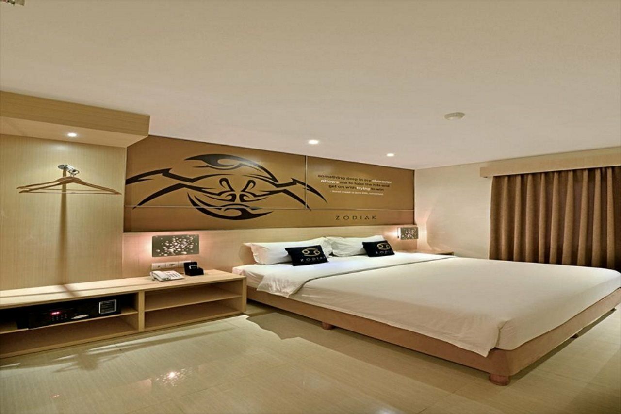 Zodiak Asia Afrika By Kagum Hotels Bandung Kültér fotó